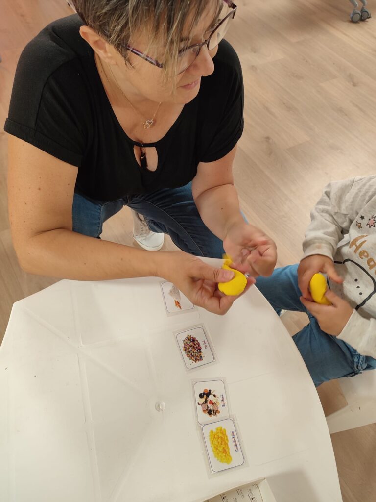 activité vie sensoriel accompagné avec Sophie Lefel